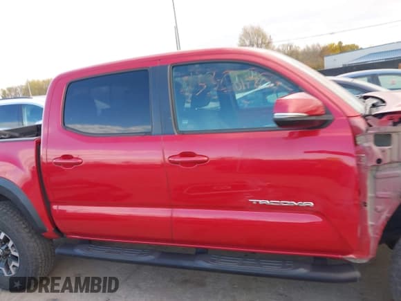 ✅ 2018 Toyota Tacoma SR • VIN: 3TMCZ5AN1JM186690 • Лот: 43580683. Опубликован ранее на IAAI с пробегом 124 760 миль. Бесплатный доступ к архиву аукционных продаж из США и подробный отчёт об истории автомобиля на DreamBid. Изображение 14.