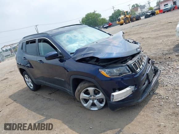 ✅ 2019 Jeep Compass Latitude • VIN: 3C4NJDBB8KT813004 • Лот: 42930850. Опубликован ранее на IAAI с пробегом 75 288 миль. Бесплатный доступ к архиву аукционных продаж из США и подробный отчёт об истории автомобиля на DreamBid. Изображение 1.
