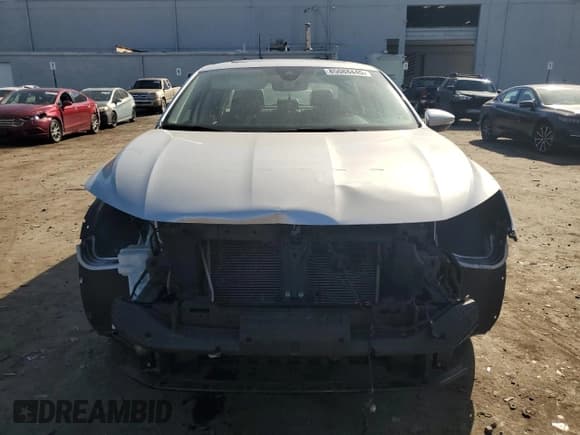 ✅ 2020 Volkswagen Passat SEL • VIN: 1VWCA7A38LC006074 • Lot: 85088445. Wystawiony na Copart z przebiegiem 92 123 mil. Bezpłatny archiwum sprzedaży aukcyjnych z USA i szczegółowy raport historii pojazdu na DreamBid. Zdjęcie 5.