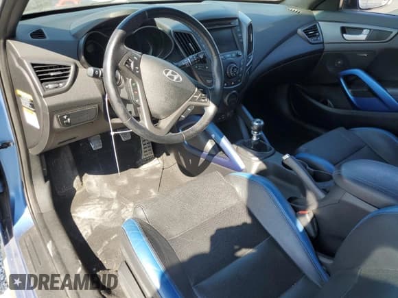 ✅ 2016 Hyundai Veloster Turbo Rally Edition • VIN: KMHTC6AE5GU260653 • Лот: 70649355. Опубликован ранее на Copart с пробегом 86 037 миль. Бесплатный доступ к архиву аукционных продаж из США и подробный отчёт об истории автомобиля на DreamBid. Изображение 8.