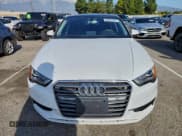 ✅ 2015 Audi A3 Premium • VIN: WAUACGFF8F1002286 • Lot: 93831885. Wystawiony na Copart z przebiegiem 92 398 mil. Bezpłatny archiwum sprzedaży aukcyjnych z USA i szczegółowy raport historii pojazdu na DreamBid. Zdjęcie 5.