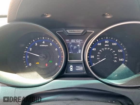 2015 Hyundai Veloster Turbo R-Spec z VIN KMHTC6AE5FU237176, wystawiony jako Copart lot #60752925 z przebiegiem 80 702 mil mil oraz Szkoda całkowita • Salvage title. Historia ofert i sprzedaży dostępna na DreamBid. Obrazek 9.