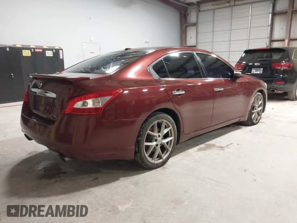 ✅ 2010 Nissan Maxima SV • VIN: 1N4AA5AP8AC823159 • Лот: 43894558. Опубликован ранее на IAAI с пробегом 254 891 миль. Бесплатный доступ к архиву аукционных продаж из США и подробный отчёт об истории автомобиля на DreamBid. Изображение 4.