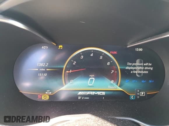 ✅ 2022 Mercedes-Benz C 43 AMG • VIN: W1KWJ6EBXNG115410 • Lot: 43107574. Wystawiony na Copart z przebiegiem 15 110 mil. Bezpłatny archiwum sprzedaży aukcyjnych z USA i szczegółowy raport historii pojazdu na DreamBid. Zdjęcie 9.