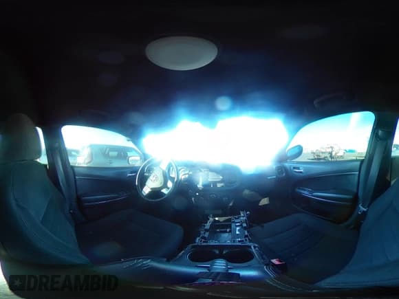 ✅ 2013 Dodge Charger Police • VIN: 2C3CDXAT6DH586230 • Lot: 43680354. Wystawiony na IAAI z przebiegiem 98 443 mil. Bezpłatny archiwum sprzedaży aukcyjnych z USA i szczegółowy raport historii pojazdu na DreamBid. Zdjęcie 18.