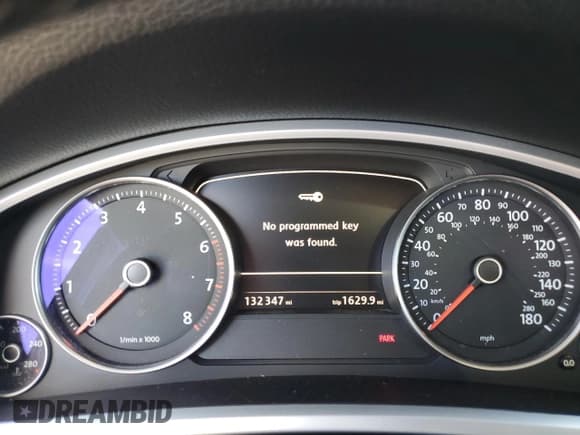 ✅ 2012 Volkswagen Touareg Lux • VIN: WVGEF9BP7CD009502 • Lot: 71730705. Listed on Copart with 132,347 mi. Free auction sales archive from the USA and detailed vehicle history report at DreamBid. Image 9.