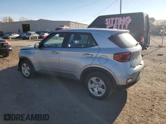 ✅ 2020 Hyundai Venue SE • VIN: KMHRB8A35LU044979 • Lot: 90446165. Listed on Copart with 14,381 mi miles. Access the free auction sales archive from the USA and view a detailed vehicle history report at DreamBid. Image 2.