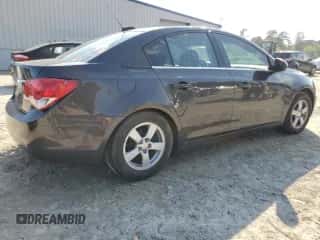2016 Chevrolet Cruze LT z VIN 1G1PE5SB2G7207592, wystawiony jako Copart lot #81269925 z przebiegiem 76 772 mil mil oraz Szkoda całkowita • Salvage title. Historia ofert i sprzedaży dostępna na DreamBid. Obrazek 3.