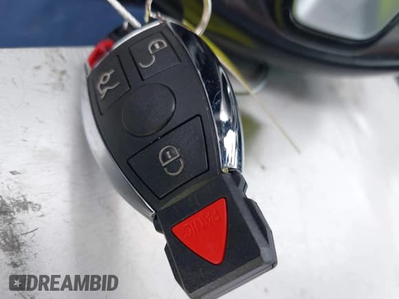 ✅ 2014 Mercedes-Benz CLA 250 • VIN: WDDSJ4EB9EN064724 • Lot: 42415348. Listed on IAAI with 127,739 mi. Free auction sales archive from the USA and detailed vehicle history report at DreamBid. Image 11.