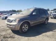 ✅ 2005 Kia Sorento LX • VIN: KNDJD733855361056 • Lot: 70784504. Wystawiony na Copart z przebiegiem 167 403 mil. Bezpłatny archiwum sprzedaży aukcyjnych z USA i szczegółowy raport historii pojazdu na DreamBid. Zdjęcie 1.