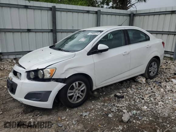 2015 Chevrolet Sonic LT с VIN 1G1JC5SH9F4195151, выставлен на аукционе Copart как лот 72985224 с пробегом 86 849 миль миль и Списание • Salvage title. История ставок и продаж доступна на DreamBid. Изображение 1.