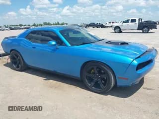 ✅ 2015 Dodge Challenger R/T • VIN: 2C3CDZAT0FH783134 • Lot: 42614242. Wystawiony na IAAI z przebiegiem 125 483 mil. Bezpłatny archiwum sprzedaży aukcyjnych z USA i szczegółowy raport historii pojazdu na DreamBid. Zdjęcie 1.