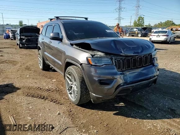 ✅ 2020 Jeep Grand Cherokee Altitude • VIN: 1C4RJFAG7LC225621 • Lot: 85780345. Wystawiony na Copart z przebiegiem 93 699 mil. Bezpłatny archiwum sprzedaży aukcyjnych z USA i szczegółowy raport historii pojazdu na DreamBid. Zdjęcie 13.