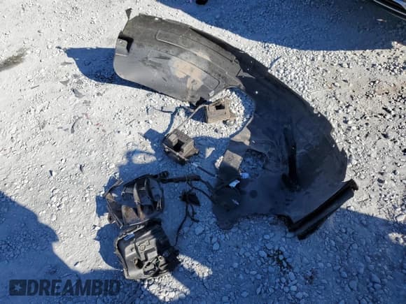 ✅ 2024 Kia K5 GT-Line • VIN: 5XXG64J21RG266630 • Lot: 92689035. Wystawiony na Copart z przebiegiem 30 752 mil. Bezpłatny archiwum sprzedaży aukcyjnych z USA i szczegółowy raport historii pojazdu na DreamBid. Zdjęcie 12.