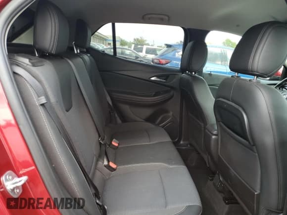 ✅ 2020 Buick Encore GX Preferred • VIN: KL4MMBS22LB099939 • Lot: 71860415. Wystawiony na Copart z przebiegiem 51 308 mil. Bezpłatny archiwum sprzedaży aukcyjnych z USA i szczegółowy raport historii pojazdu na DreamBid. Zdjęcie 11.