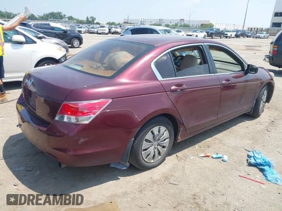 ✅ 2010 Honda Accord LX • VIN: 1HGCP2F35AA037810 • Lot: 42910172. Listed on IAAI with 165,706 mi. Free auction sales archive from the USA and detailed vehicle history report at DreamBid. Image 4.