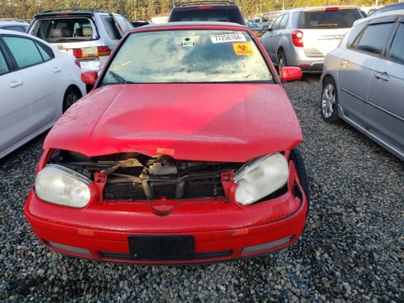 ✅ 2001 Volkswagen Cabriolet GLX • VIN: 3VWDC21V01M811565 • Lot: 77256104. Listed on Copart with 126,494 mi. Free auction sales archive from the USA and detailed vehicle history report at DreamBid. Image 5.