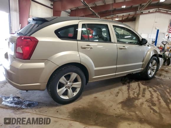 ✅ 2010 Dodge Caliber SXT • VIN: 1B3CB4HA2AD532129 • Лот: 56128244. Опубликован ранее на Copart с пробегом 130 771 миль. Бесплатный доступ к архиву аукционных продаж из США и подробный отчёт об истории автомобиля на DreamBid. Изображение 3.