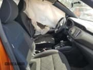 ✅ 2018 Nissan Kicks S • VIN: 3N1CP5CU9JL530821 • Lot: 71975755. Wystawiony na Copart z przebiegiem 136 031 mil. Bezpłatny archiwum sprzedaży aukcyjnych z USA i szczegółowy raport historii pojazdu na DreamBid. Zdjęcie 7.