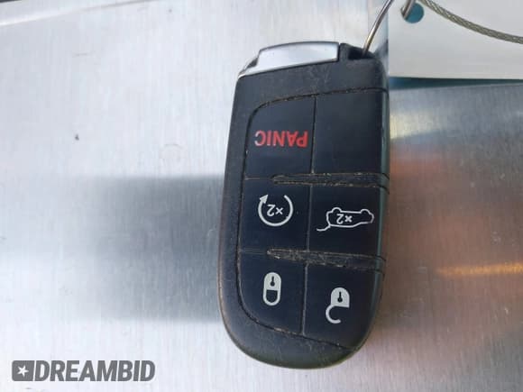 ✅ 2019 Jeep Grand Cherokee Limited • VIN: 1C4RJEBG9KC851940 • Lot: 43368213. Wystawiony na IAAI z przebiegiem 88 254 mil. Bezpłatny archiwum sprzedaży aukcyjnych z USA i szczegółowy raport historii pojazdu na DreamBid. Zdjęcie 11.