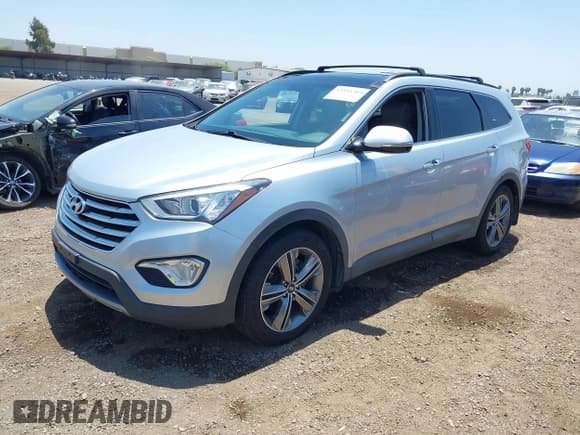✅ 2015 Hyundai Santa Fe GLS • VIN: KM8SR4HF0FU106167 • Лот: 42353703. Опубликован ранее на IAAI с пробегом 157 351 миль. Бесплатный доступ к архиву аукционных продаж из США и подробный отчёт об истории автомобиля на DreamBid. Изображение 2.