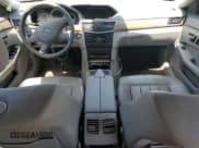 ✅ 2011 Mercedes-Benz E 550 Luxury • VIN: WDDHF9AB2BA310465 • Lot: 53798105. Listed on Copart with 158,173 mi. Free auction sales archive from the USA and detailed vehicle history report at DreamBid. Image 8.