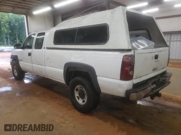 ✅ 2003 Chevrolet Silverado 2500HD LS • VIN: 1GCHC29U33E188273 • Лот: 67840875. Опубликован ранее на Copart с пробегом 248 529 миль. Бесплатный доступ к архиву аукционных продаж из США и подробный отчёт об истории автомобиля на DreamBid. Изображение 2.