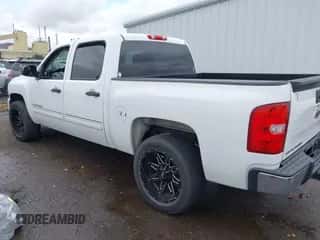 2011 Chevrolet Silverado 1500 LT с VIN 3GCPKSE30BG276068, выставлен на аукционе IAAI как лот 43450680 с пробегом 215 438 миль миль и . История ставок и продаж доступна на DreamBid. Изображение 3.