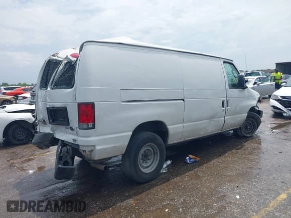 ✅ 2014 Ford Econoline Cargo Commercial • VIN: 1FTNE2EW4EDA84338 • Lot: 42830127. Listed on IAAI with 173,231 mi. Free auction sales archive from the USA and detailed vehicle history report at DreamBid. Image 4.