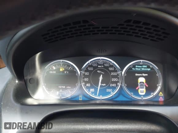 ✅ 2012 Jaguar XJ • VIN: SAJXA2GB5CLV23999 • Лот: 41881879. Опубликован ранее на IAAI с пробегом 72 756 миль. Бесплатный доступ к архиву аукционных продаж из США и подробный отчёт об истории автомобиля на DreamBid. Изображение 7.