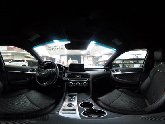 ✅ 2019 Genesis G70 Advanced • VIN: KMTG44LA2KU025977 • Lot: 42432585. Listed on IAAI with 25,227 mi. Free auction sales archive from the USA and detailed vehicle history report at DreamBid. Image 18.