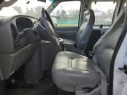 ✅ 2004 Ford Econoline Passenger XL • VIN: 1FBSS31L54HB53305 • Lot: 92125385. Wystawiony na Copart z przebiegiem 138 490 mil. Bezpłatny archiwum sprzedaży aukcyjnych z USA i szczegółowy raport historii pojazdu na DreamBid. Zdjęcie 7.