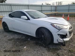 ✅ 2014 Hyundai Genesis Coupe R-Spec • VIN: KMHHT6KD8EU119617 • Lot: 81721115. Wystawiony na Copart z przebiegiem 161 429 mil. Bezpłatny archiwum sprzedaży aukcyjnych z USA i szczegółowy raport historii pojazdu na DreamBid. Zdjęcie 4.