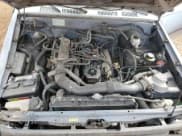 ✅ 1990 Toyota Pickup DX • VIN: JT4RN81P1L5069533 • Lot: 78433024. Wystawiony na Copart z przebiegiem 277 999 mil. Bezpłatny archiwum sprzedaży aukcyjnych z USA i szczegółowy raport historii pojazdu na DreamBid. Zdjęcie 11.