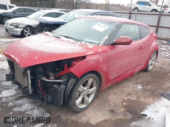 ✅ 2014 Hyundai Veloster • VIN: KMHTC6AD7EU195907 • Lot: 41548595. Wystawiony na IAAI z przebiegiem 106 349 mil. Bezpłatny archiwum sprzedaży aukcyjnych z USA i szczegółowy raport historii pojazdu na DreamBid. Zdjęcie 2.