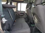 ✅ 2022 Jeep Wrangler Unlimited Sport Altitude • VIN: 1C4HJXDN0NW200329 • Lot: 89687575. Wystawiony na Copart z przebiegiem 46 956 mil. Bezpłatny archiwum sprzedaży aukcyjnych z USA i szczegółowy raport historii pojazdu na DreamBid. Zdjęcie 10.