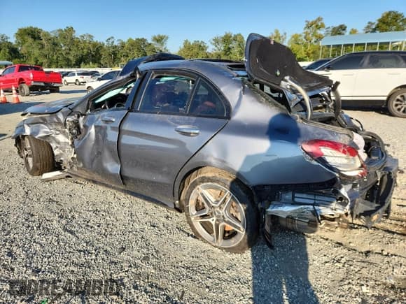 ✅ 2020 Mercedes-Benz C 43 AMG • VIN: W1KWF6EB4LR566285 • Lot: 80092975. Wystawiony na Copart z przebiegiem Nie podano. Bezpłatny archiwum sprzedaży aukcyjnych z USA i szczegółowy raport historii pojazdu na DreamBid. Zdjęcie 2.