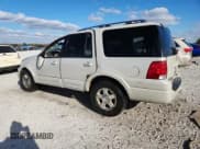 ✅ 2005 Ford Expedition Limited • VIN: 1FMFU20515LA93876 • Lot: 87407585. Wystawiony na Copart z przebiegiem 256 924 mil. Bezpłatny archiwum sprzedaży aukcyjnych z USA i szczegółowy raport historii pojazdu na DreamBid. Zdjęcie 2.