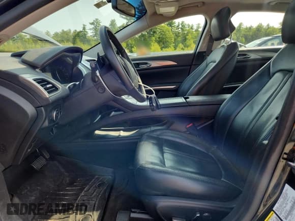 ✅ 2013 Lincoln MKZ • VIN: 3LN6L2JK9DR827512 • Lot: 71800425. Listed on Copart with 89,305 mi. Free auction sales archive from the USA and detailed vehicle history report at DreamBid. Image 7.