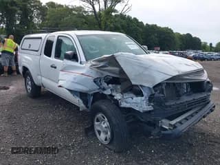 ✅ 2023 Toyota Tacoma SR • VIN: 3TYRX5GN6PT074018 • Lot: 43151381. Wystawiony na IAAI z przebiegiem 21 883 mil. Bezpłatny archiwum sprzedaży aukcyjnych z USA i szczegółowy raport historii pojazdu na DreamBid. Zdjęcie 1.