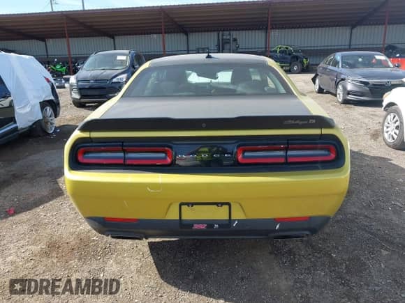 2021 Dodge Challenger R/T Scat Pack Widebody с VIN 2C3CDZFJ4MH604999, выставлен на аукционе IAAI как лот 43363579 с пробегом 77 917 миль миль и . История ставок и продаж доступна на DreamBid. Изображение 16.