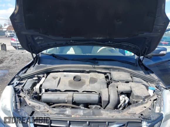 ✅ 2013 Volvo XC60 3.2L • VIN: YV4940DZXD2419193 • Лот: 41871048. Опубликован ранее на IAAI с пробегом 104 934 миль. Бесплатный доступ к архиву аукционных продаж из США и подробный отчёт об истории автомобиля на DreamBid. Изображение 10.