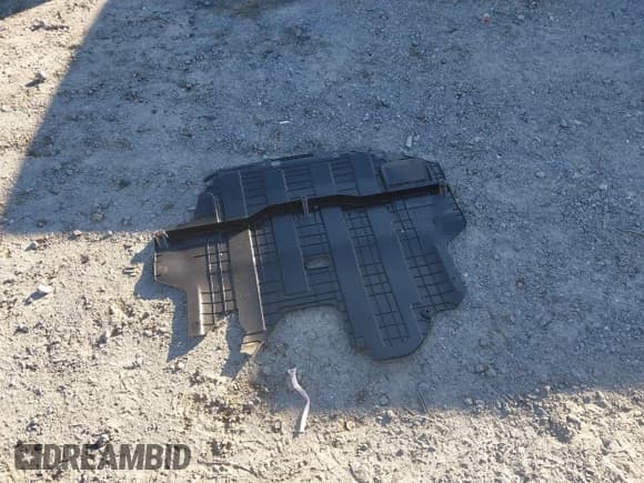 ✅ 2015 Hyundai Elantra SE • VIN: KMHDH4AE2FU433232 • Lot: 43521046. Listed on IAAI with 136,397 mi. Free auction sales archive from the USA and detailed vehicle history report at DreamBid. Image 12.