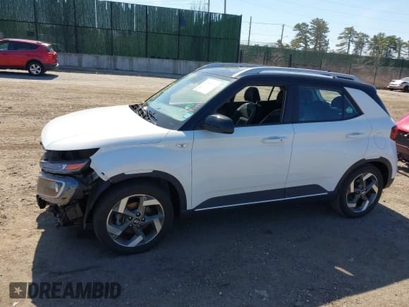 ✅ 2022 Hyundai Venue SEL • VIN: KMHRC8A37NU186508 • Lot: 41800124. Listed on IAAI with 22,141 mi. Free auction sales archive from the USA and detailed vehicle history report at DreamBid. Image 14.