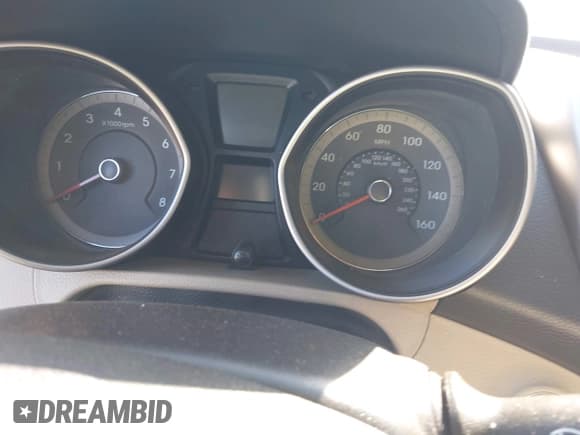 ✅ 2013 Hyundai Elantra • VIN: KMHD35LE4DU105308 • Lot: 43498496. Listed on IAAI with Not provided. Free auction sales archive from the USA and detailed vehicle history report at DreamBid. Image 7.