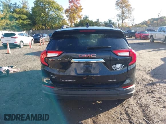 ✅ 2022 GMC Terrain SLE • VIN: 3GKALTEV3NL104997 • Lot: 43503449. Wystawiony na IAAI z przebiegiem Nie podano. Bezpłatny archiwum sprzedaży aukcyjnych z USA i szczegółowy raport historii pojazdu na DreamBid. Zdjęcie 17.