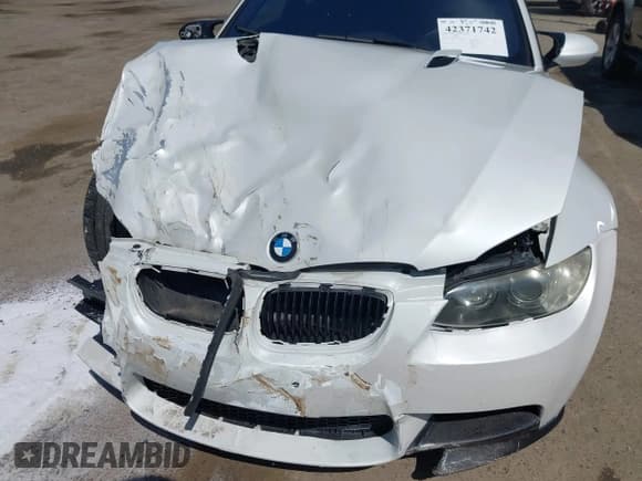 ✅ 2011 BMW M3 • VIN: WBSKG9C52BE645537 • Lot: 42371742. Listed on IAAI with 100,731 mi. Free auction sales archive from the USA and detailed vehicle history report at DreamBid. Image 19.