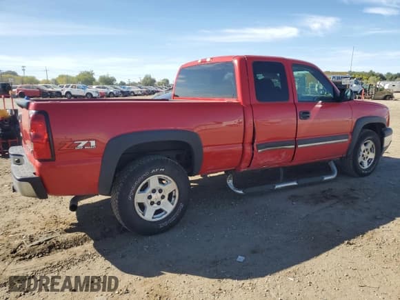 ✅ 2005 Chevrolet Silverado 1500 Z71 • VIN: 1GCEK19B25Z338156 • Лот: 72784114. Опубликован ранее на Copart с пробегом 62 828 миль. Бесплатный доступ к архиву аукционных продаж из США и подробный отчёт об истории автомобиля на DreamBid. Изображение 3.