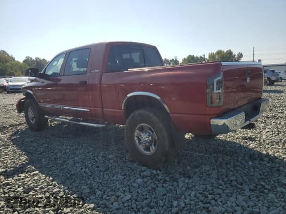 ✅ 2007 Dodge 1500 Laramie • VIN: 3D7KS19DX7G726541 • Lot: 71788575. Wystawiony na Copart z przebiegiem 200 069 mil. Bezpłatny archiwum sprzedaży aukcyjnych z USA i szczegółowy raport historii pojazdu na DreamBid. Zdjęcie 2.
