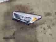 2018 Ford Escape SE z VIN 1FMCU9GD2JUC16551, wystawiony jako Copart lot #85591145 z przebiegiem 40 552 mil mil oraz Szkoda całkowita • Salvage title. Historia ofert i sprzedaży dostępna na DreamBid. Obrazek 13.